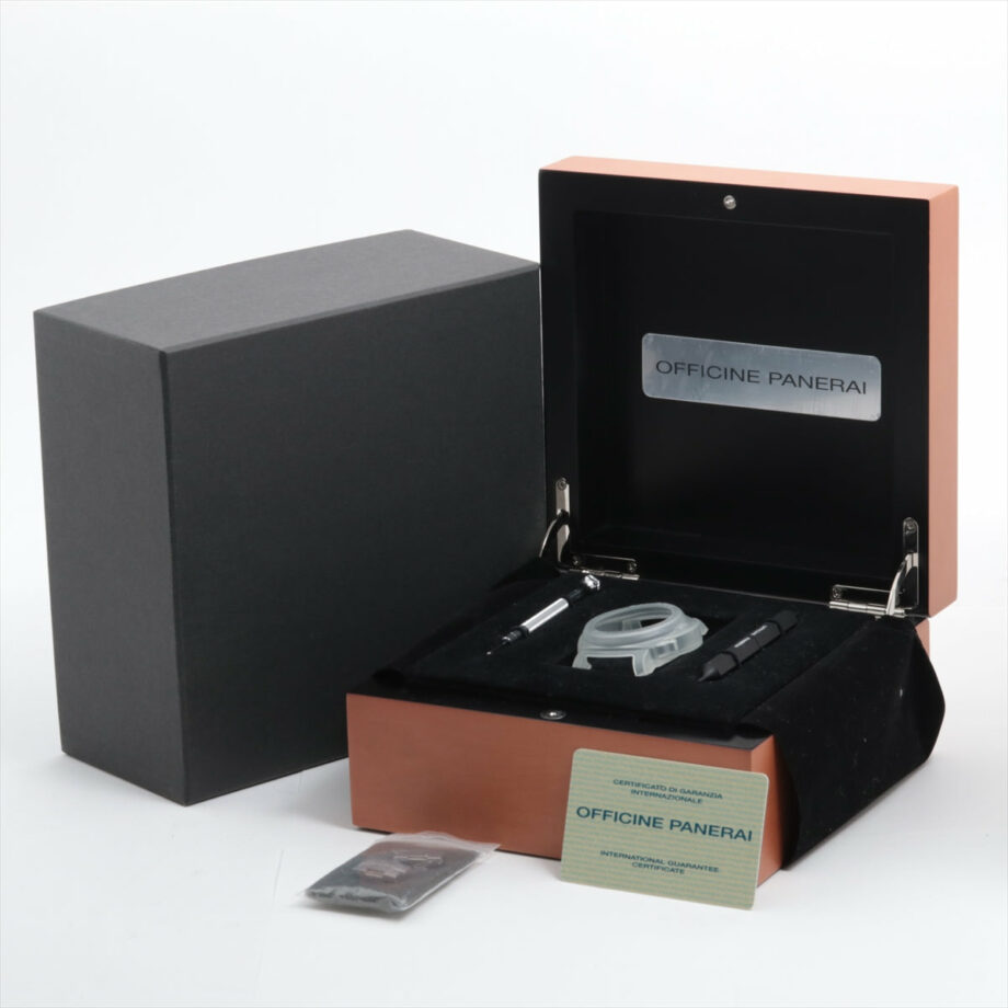 Panerai Luminor GMT Black-Face