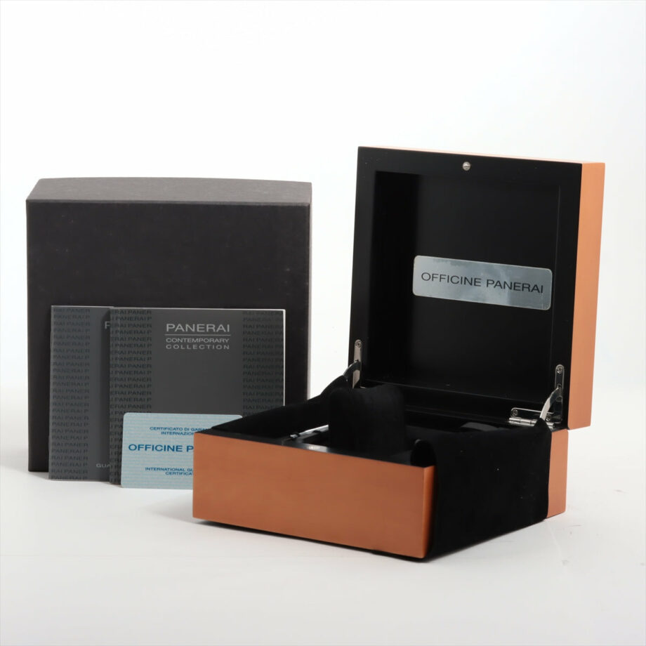 Panerai Luminor GMT Black-Face