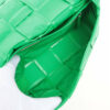 BottegaVenetamaxiintrecciatoCassetteLeatherShoulderbagGreen6