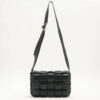 BottegaVenetamaxiintrecciatopadettecassetteLeatherShoulderbagBlack1