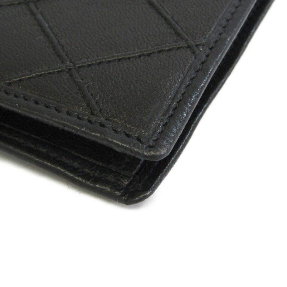 CHANEL wallet
