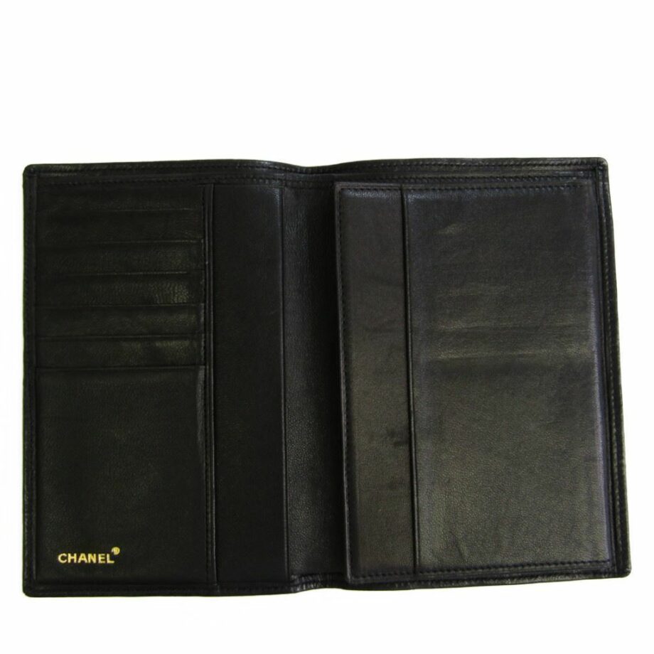 CHANEL wallet