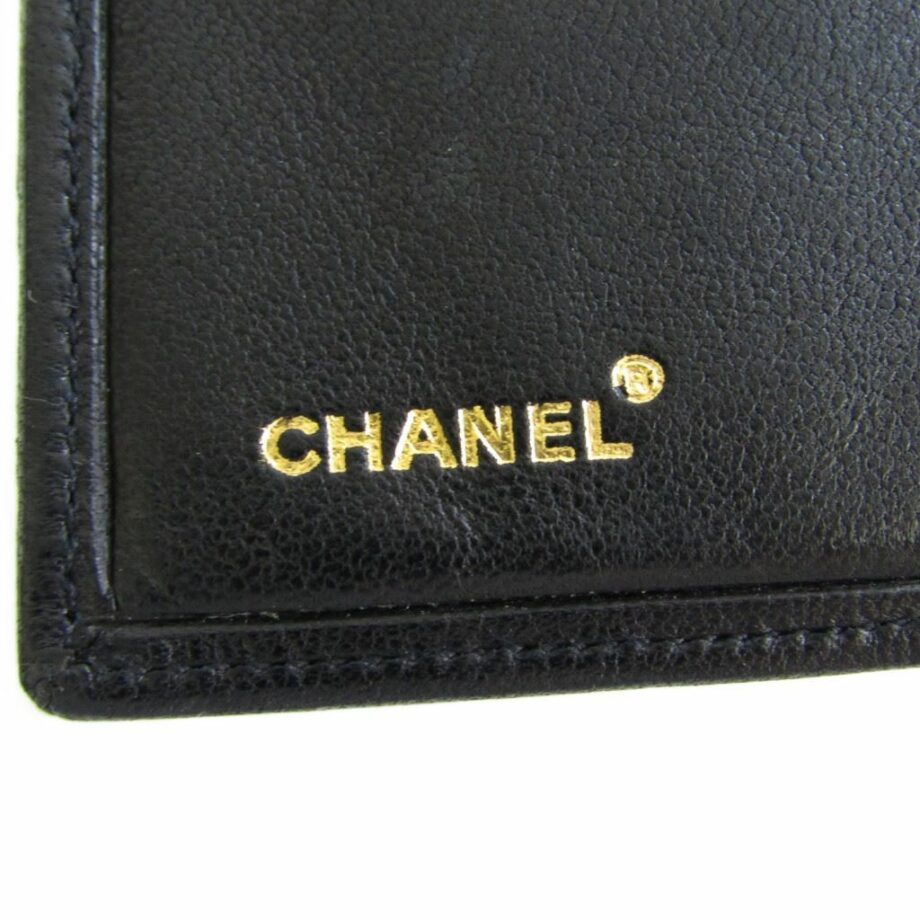 CHANEL wallet