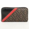 FendiZUCCa7M0210PVC_leatherRound-Zip-WalletBlack1