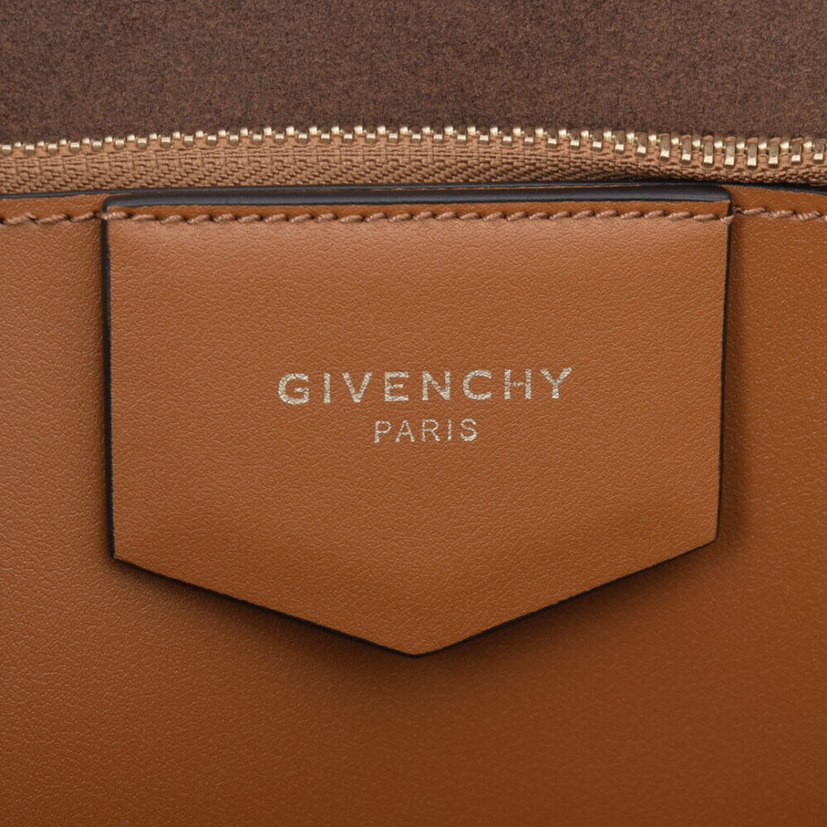 GIVENCHY Bond