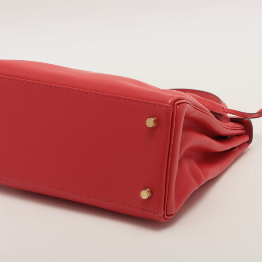 Hermes Kelly 28 bag Veau Gulliver Rouge vif Gold Metal