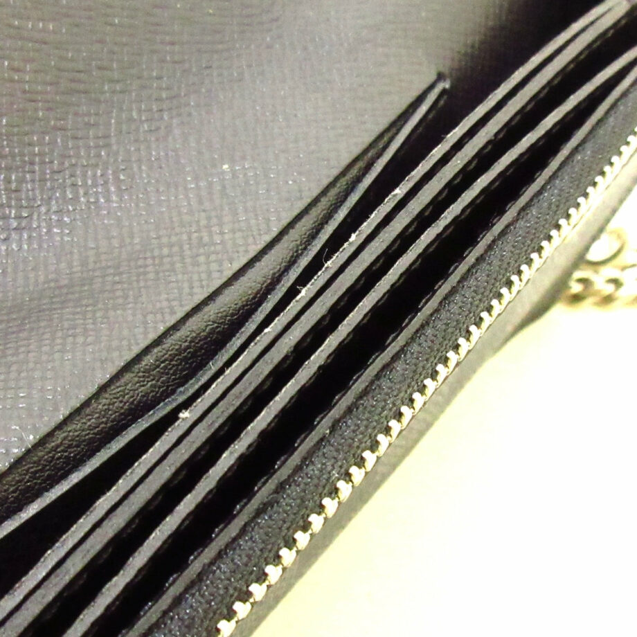 LOUIS VUITTON Accordeon wallet
