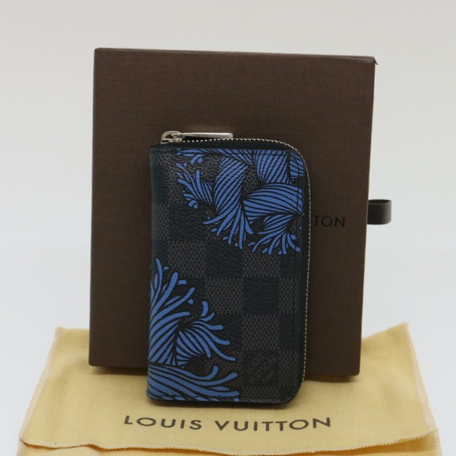 LOUIS VUITTON Christopher