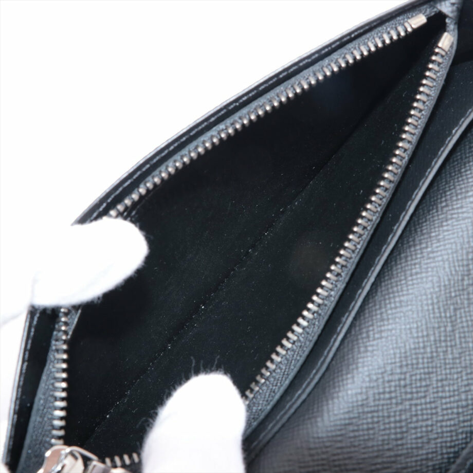 LOUIS VUITTON Portefeuille Brazza