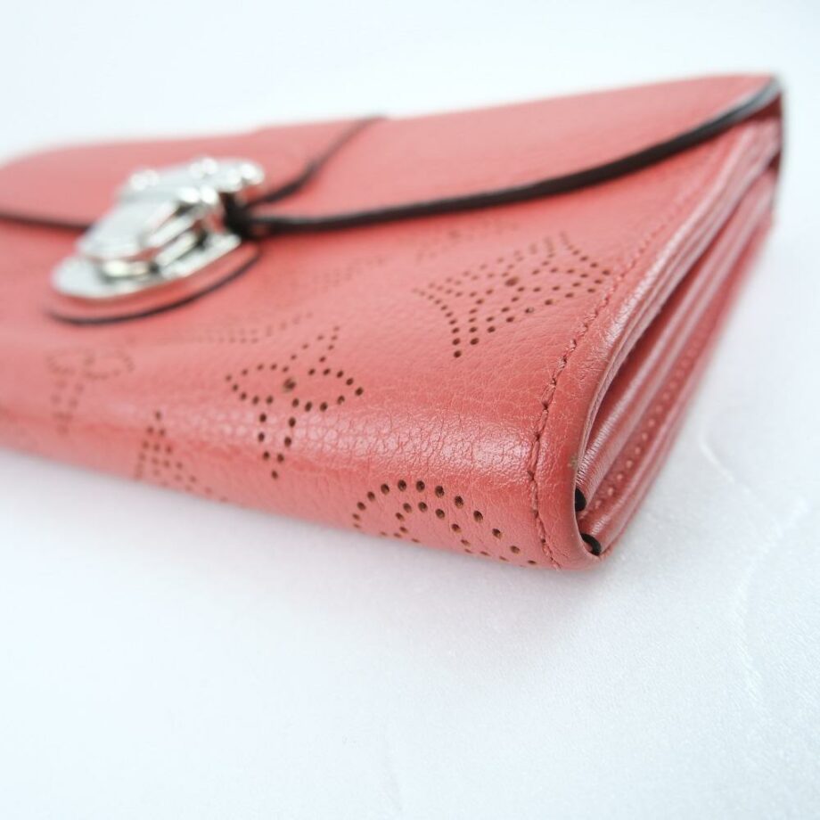 LOUIS VUITTON Portefeuille Iris