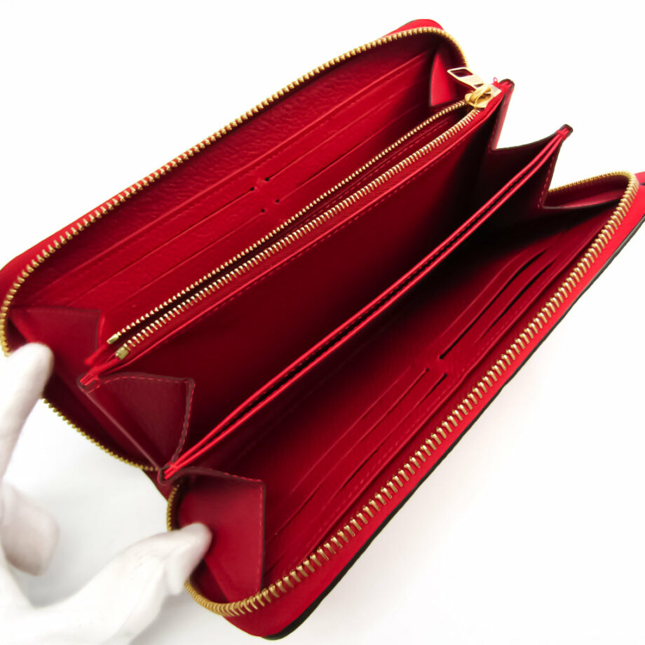 LOUIS VUITTON Zippy coin purse