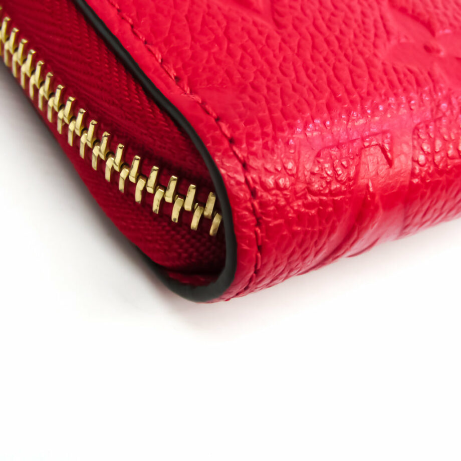 LOUIS VUITTON Zippy coin purse