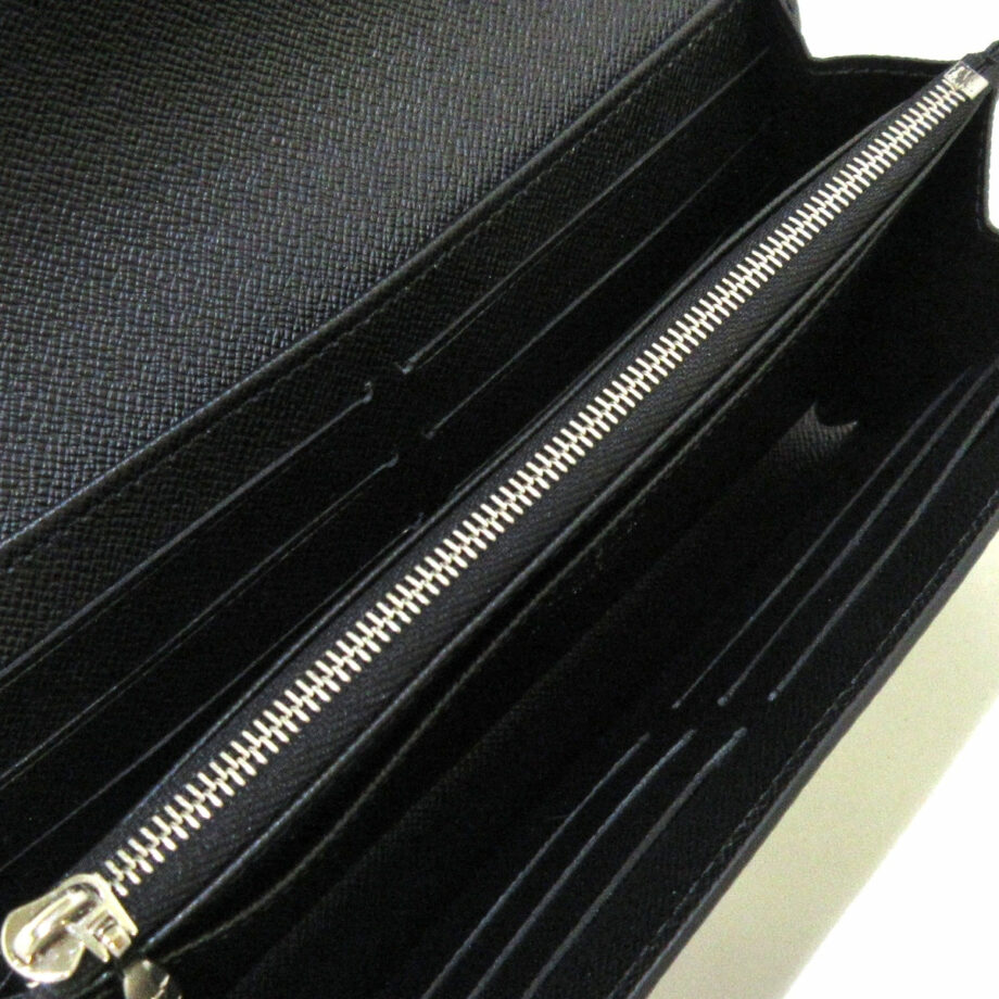 LOUIS VUITTON Twist