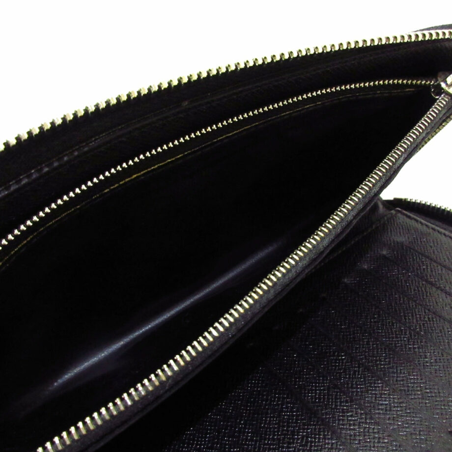 LOUIS VUITTON Zippy Wallet Vertical