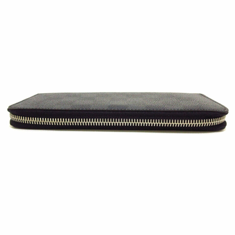 LOUIS VUITTON Zippy Wallet Vertical