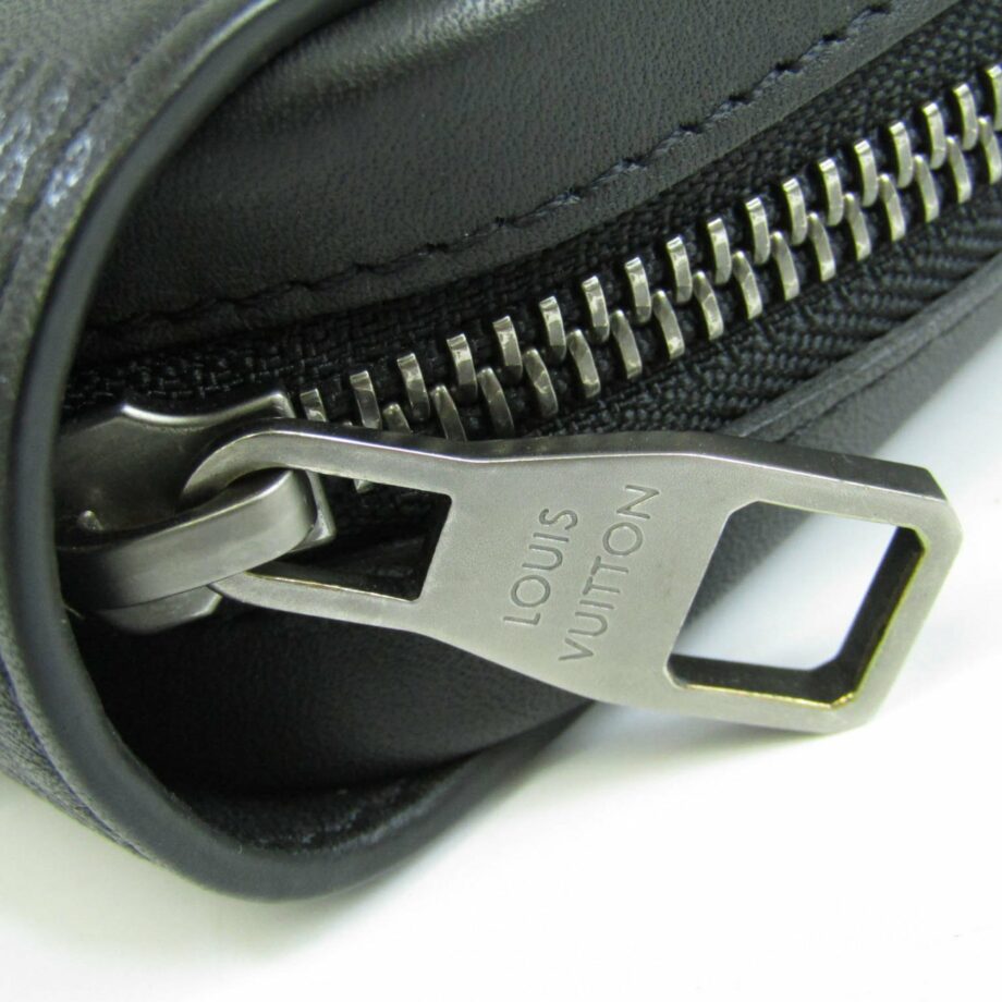 LOUIS VUITTON Zippy XL