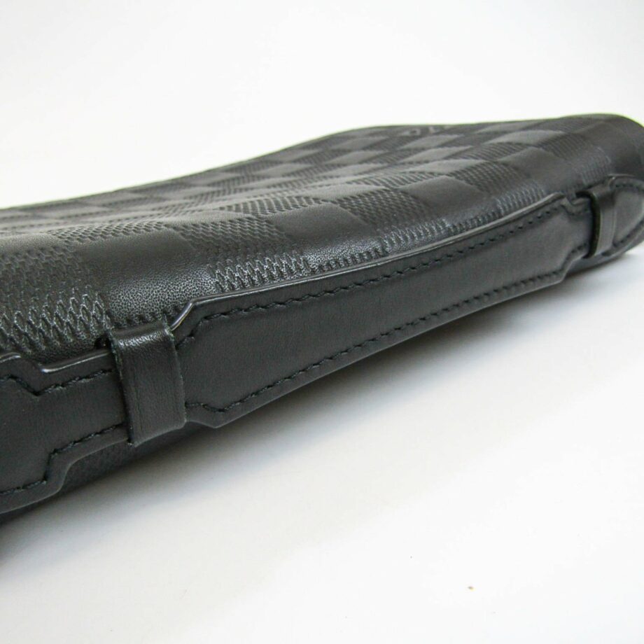 LOUIS VUITTON Zippy XL
