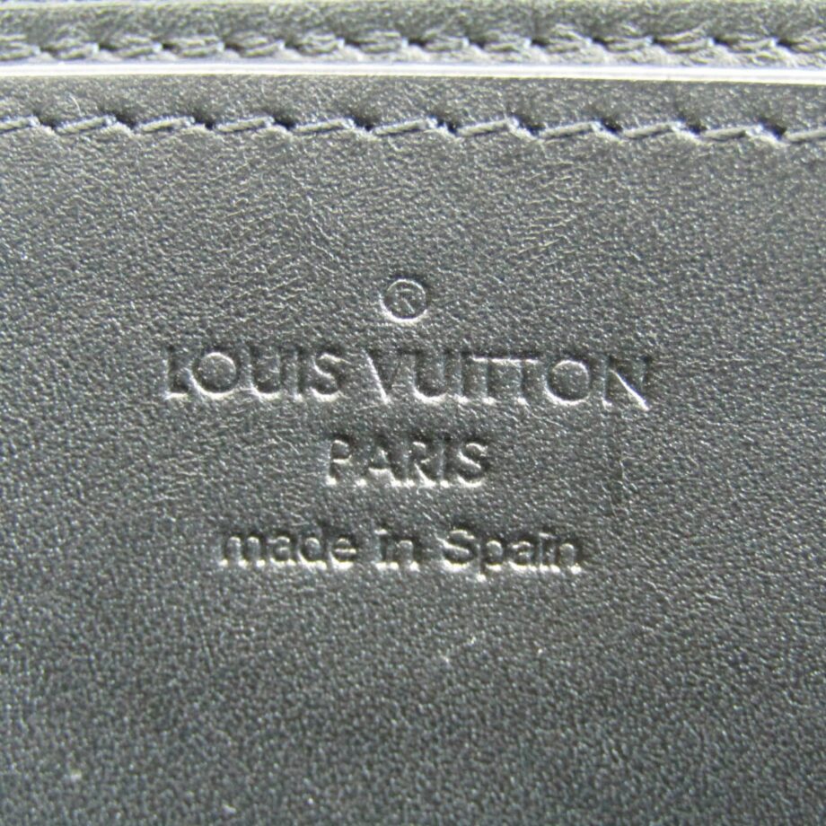 LOUIS VUITTON Zippy XL