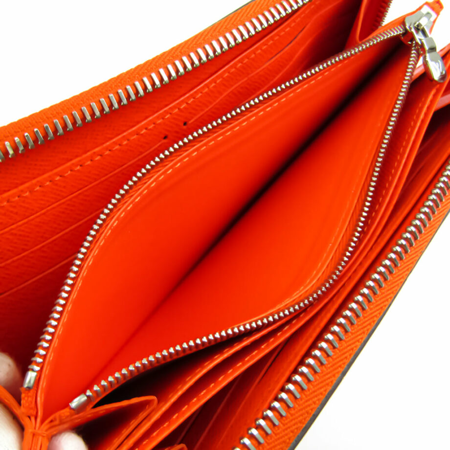 LOUIS VUITTON Zippy wallet