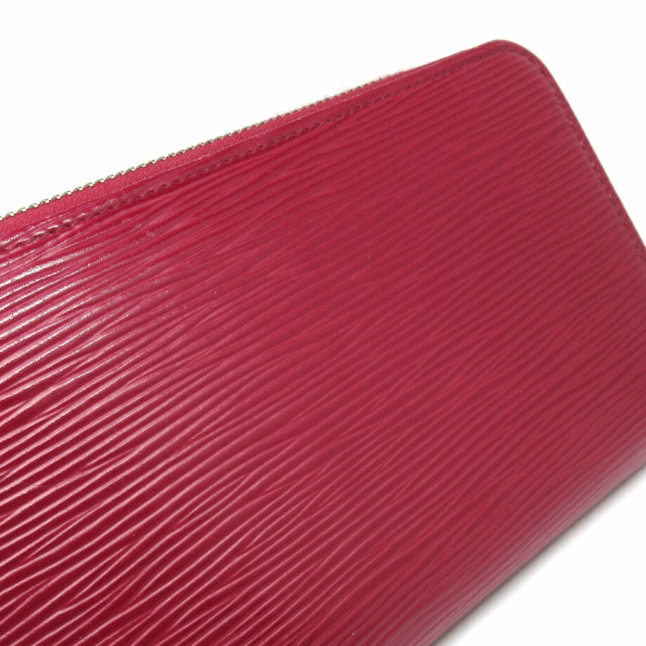 LOUIS VUITTON Zippy wallet