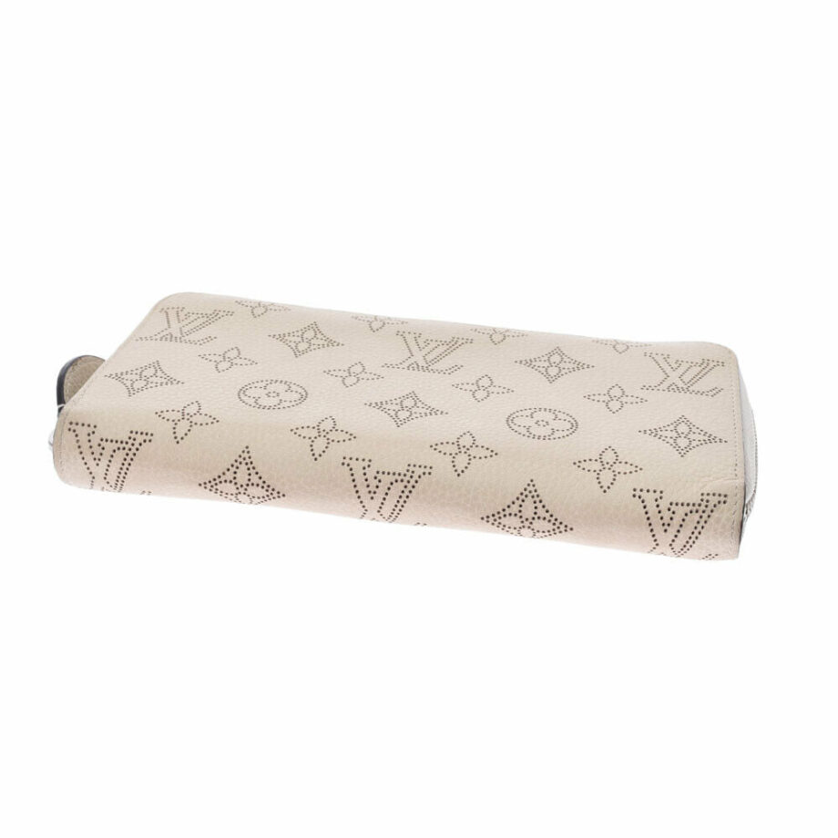 LOUIS VUITTON Zippy wallet