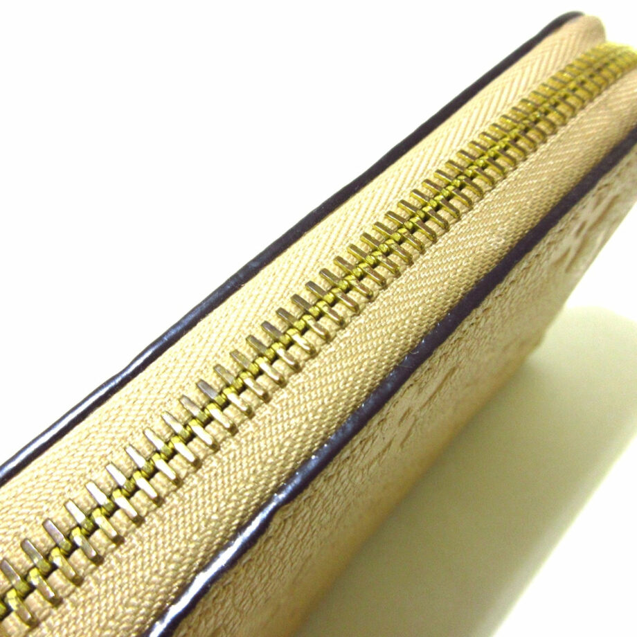 LOUIS VUITTON Zippy wallet