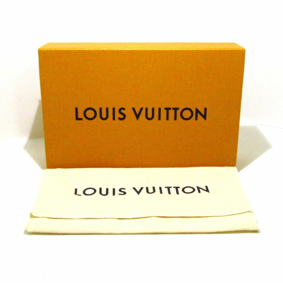 LOUIS VUITTON Zippy wallet