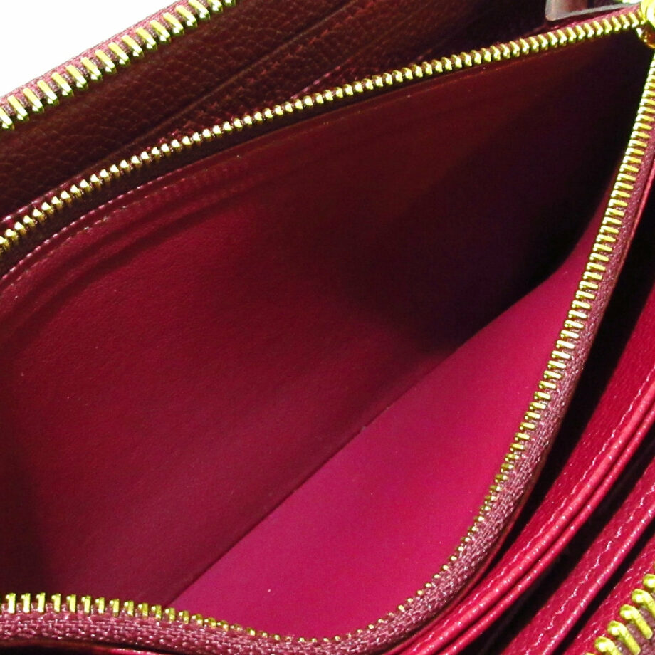 LOUIS VUITTON Zippy wallet