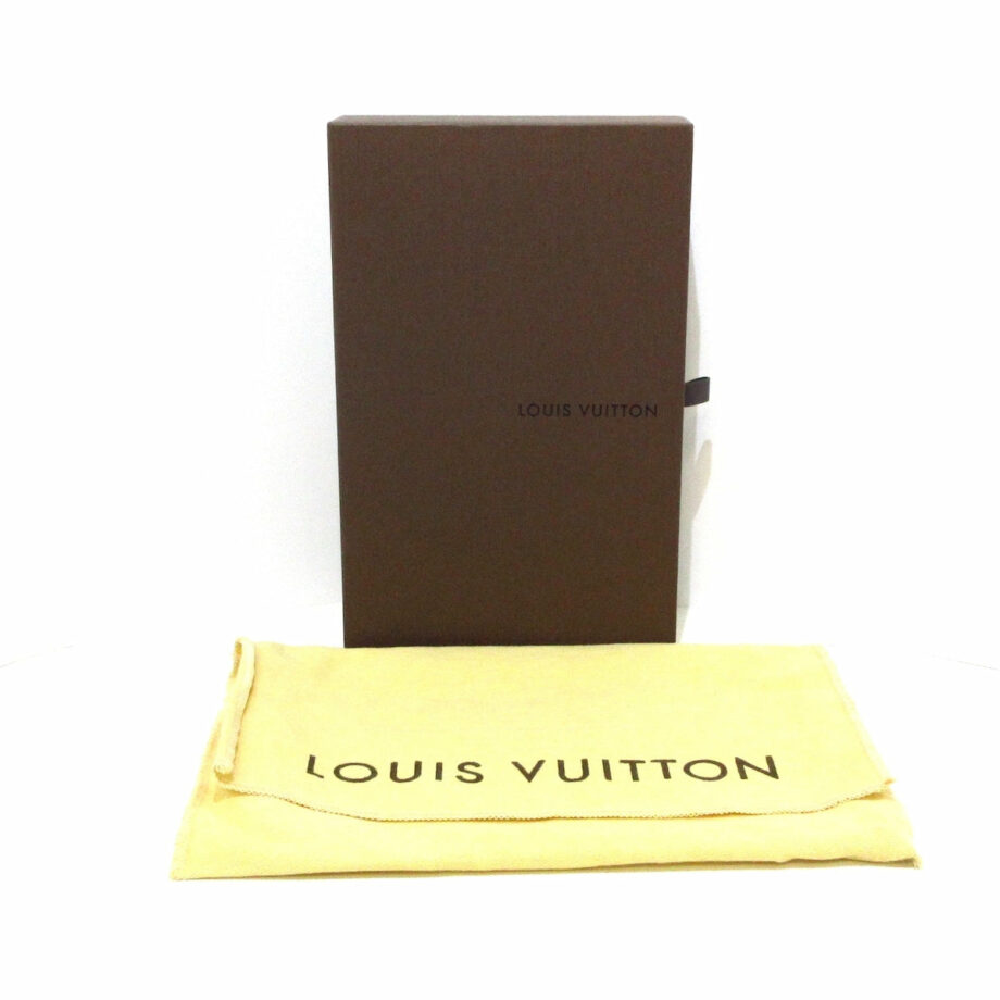 LOUIS VUITTON Zippy wallet