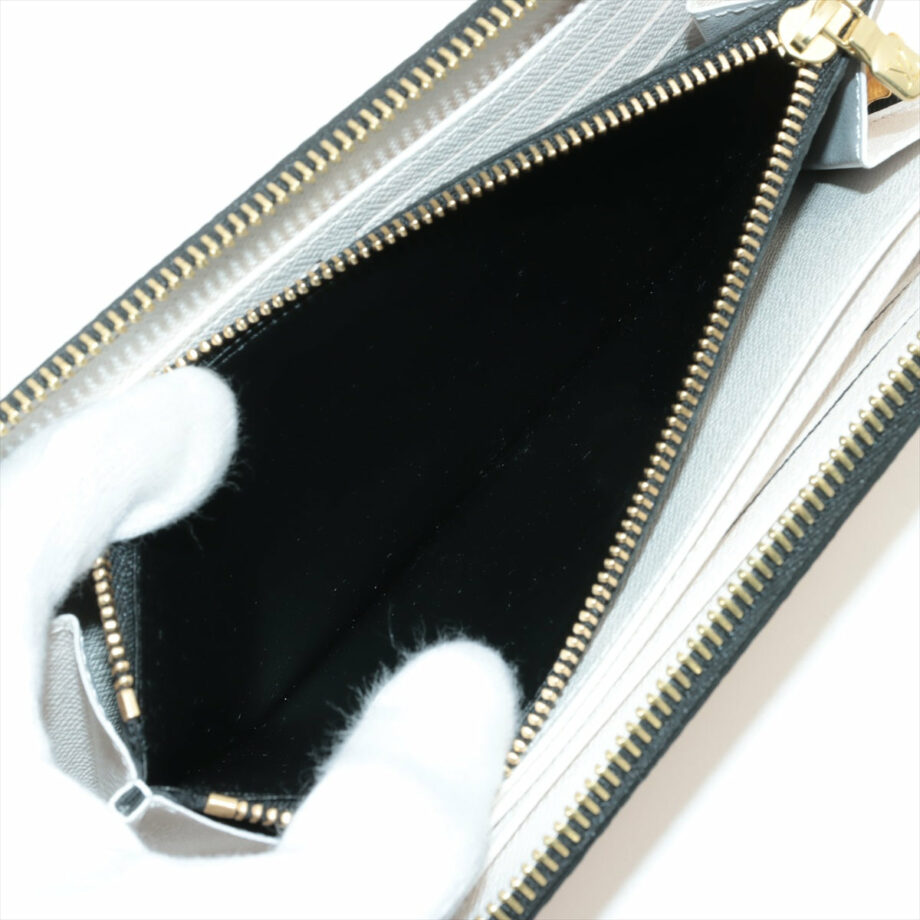 Louis Vuitton Monogram Graffiti Zippy