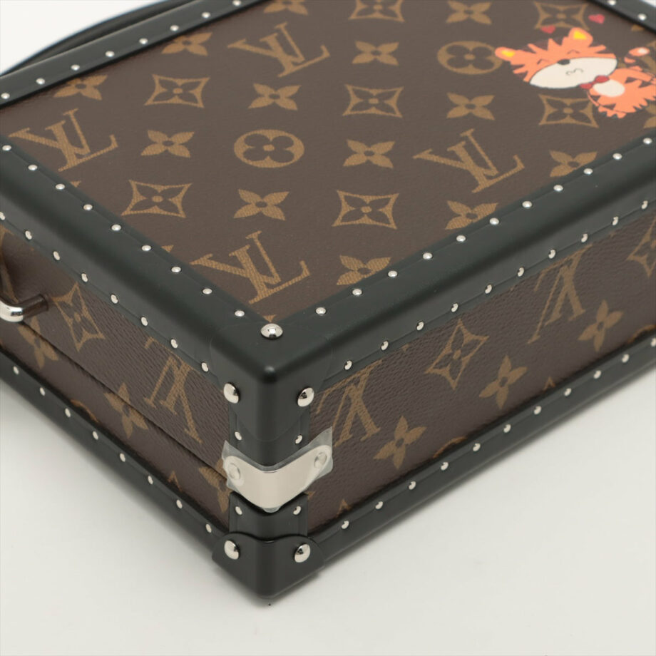 LouisVuittonMonogramMacassarClutchbox04