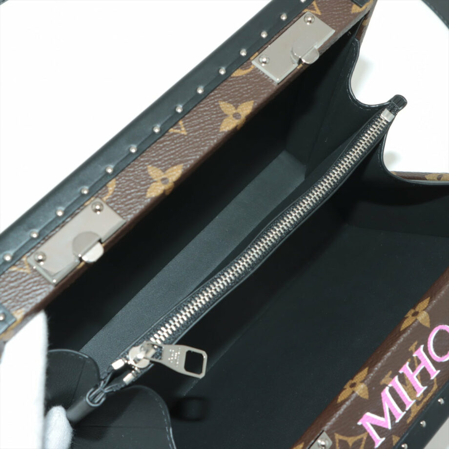 LouisVuittonMonogramMacassarClutchbox07