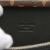 LouisVuittonMonogramMacassarClutchbox09