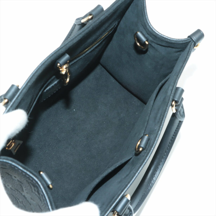 Louis Vuitton monogram unplant On the Go PM M45653