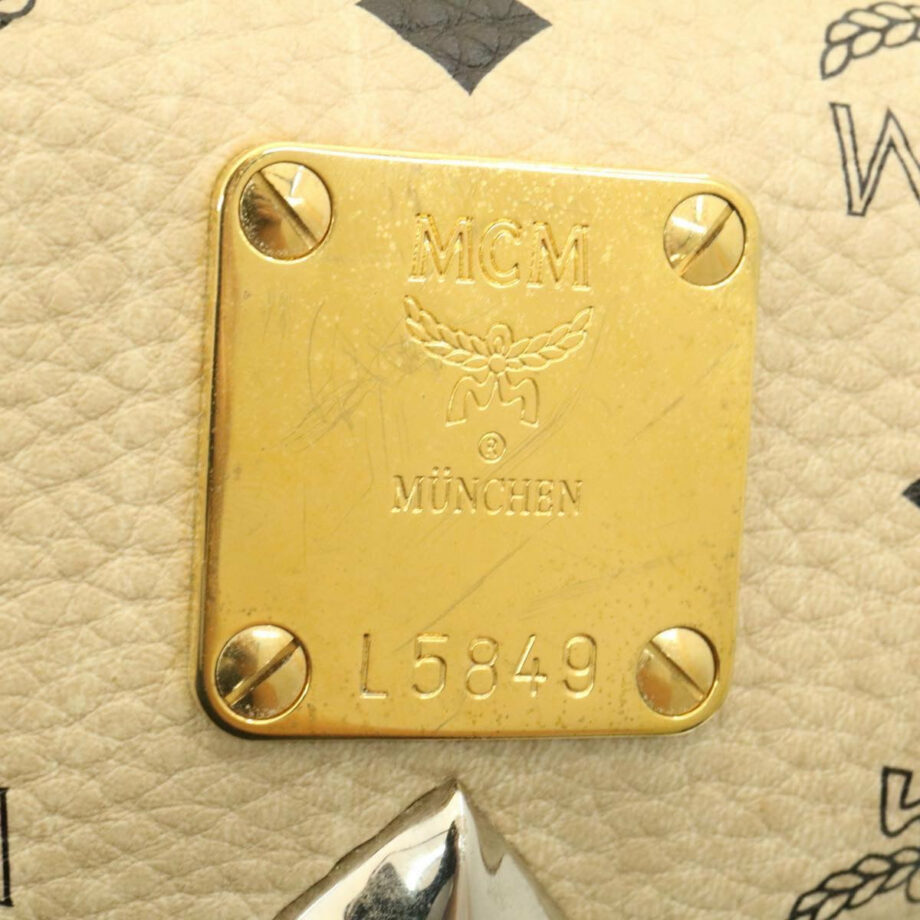MCM shoulder