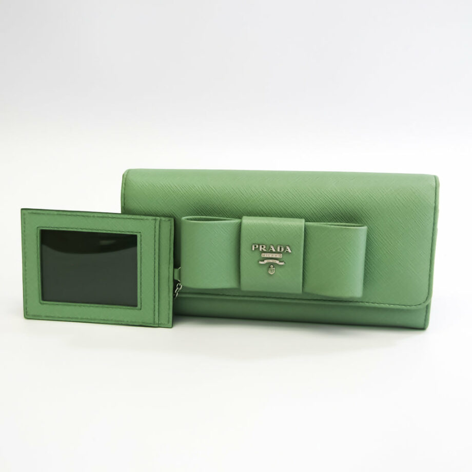 PRADA Ribbon