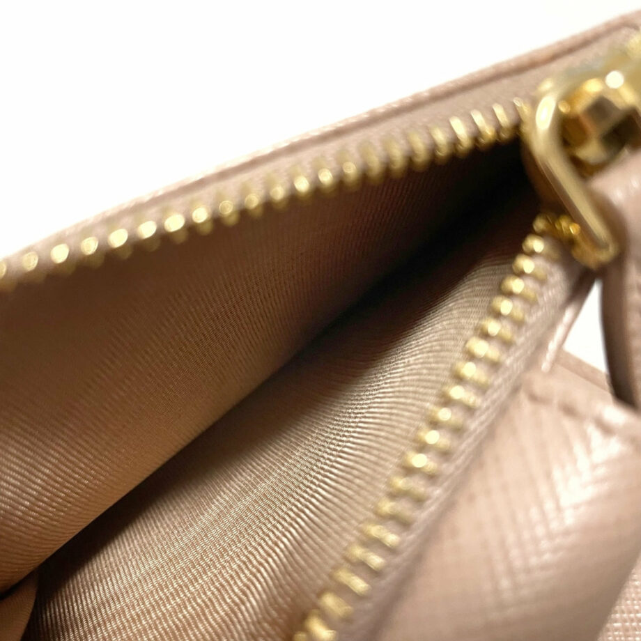 PRADA WALLET