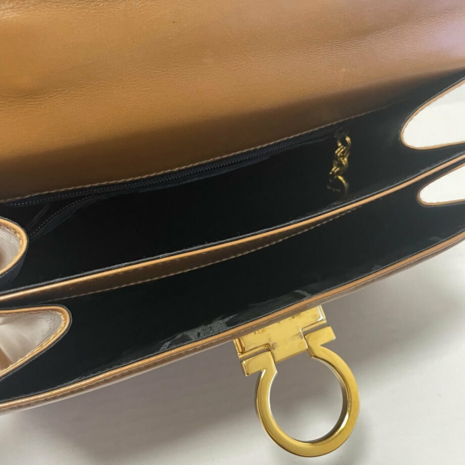 SALVATORE FERRAGAMO Gancini