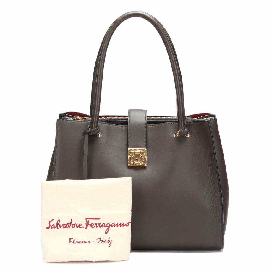 SALVATORE FERRAGAMO Gancio