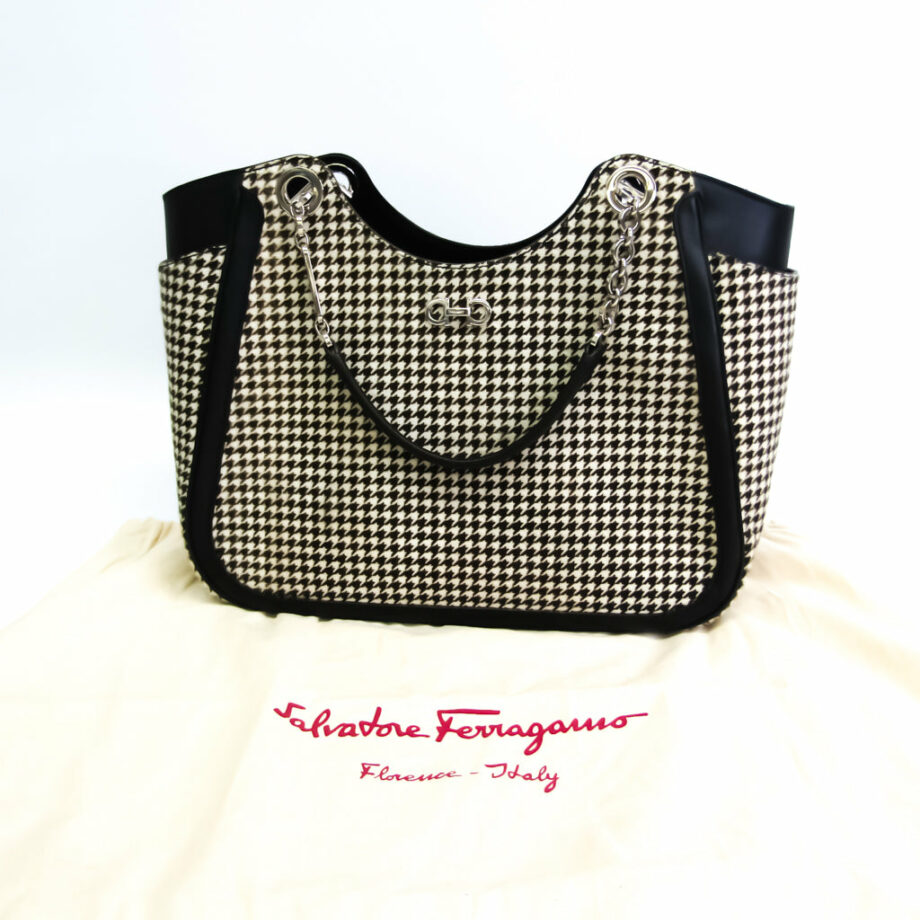 SALVATORE FERRAGAMO Gancio