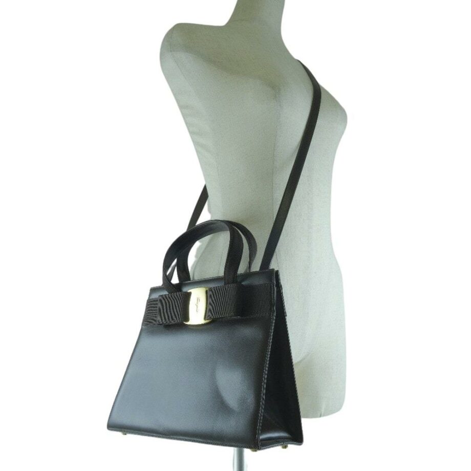 SALVATORE FERRAGAMO Vara