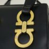 SALVATOREFERRAGAMOhandbaggg14_be4302c7-7068-4358-83dd-27791a46fd8b