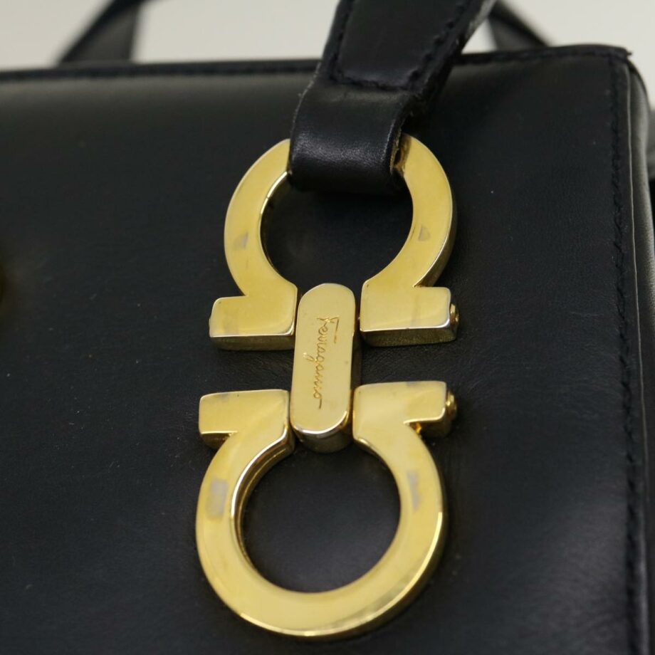 SALVATORE FERRAGAMO handbag