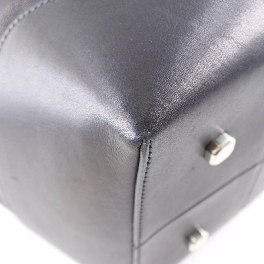 SALVATORE FERRAGAMO handbag