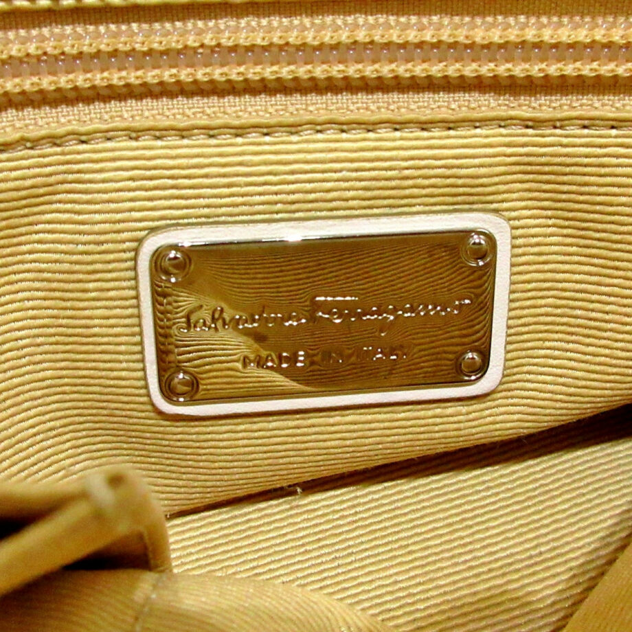 SALVATORE FERRAGAMO handbag