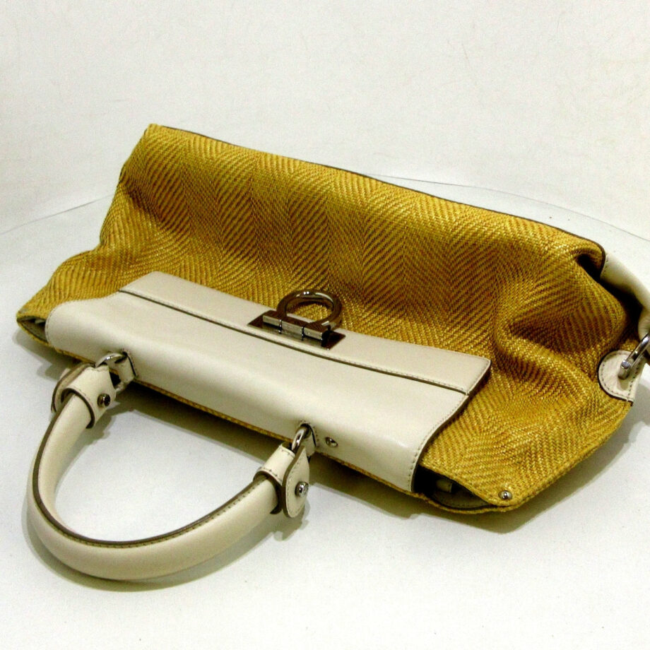 SALVATORE FERRAGAMO handbag