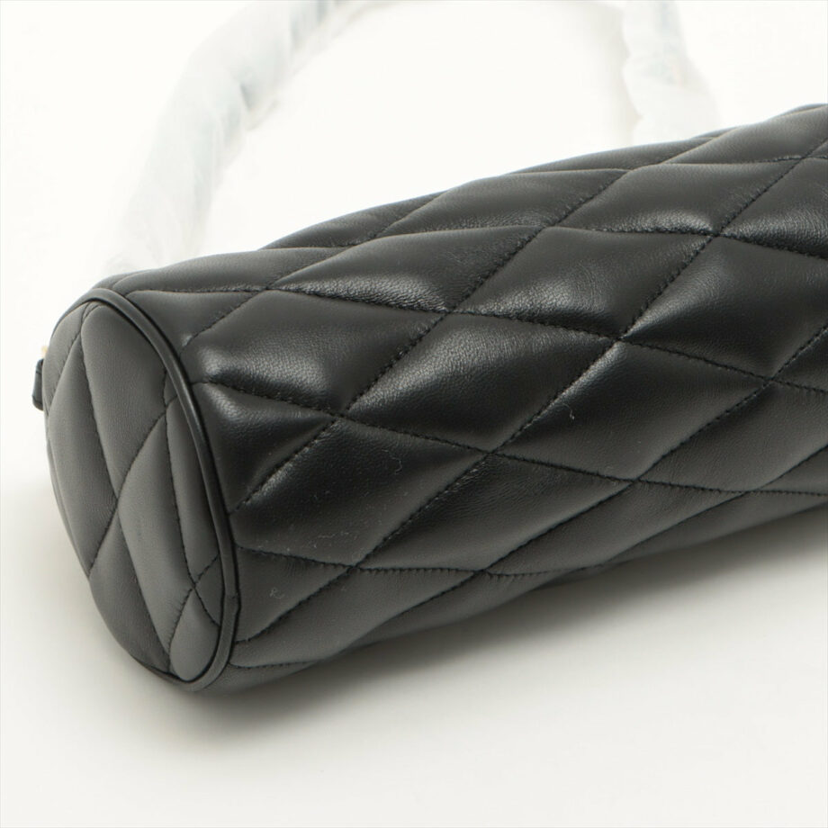 Saint Laurent Paris Leather Chain shoulder bag