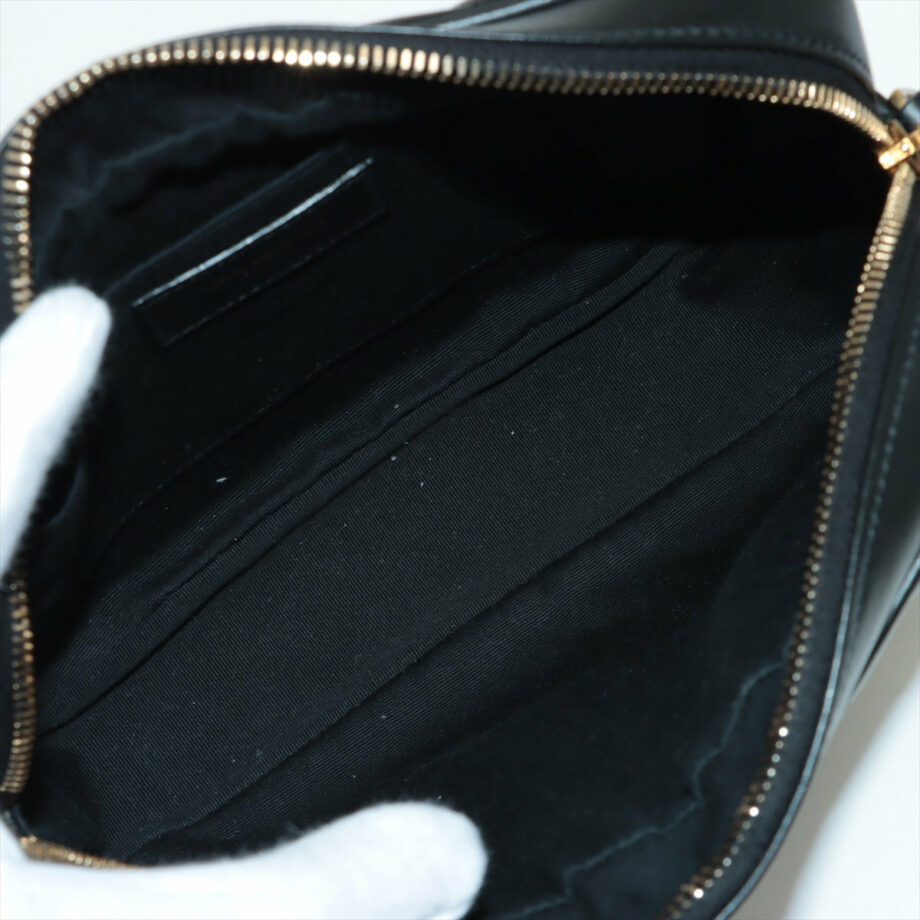 SaintLaurentParisLouCameraLeatherShoulderbagBlack6_48550102-3b8a-400f-b533-d2a926d68392