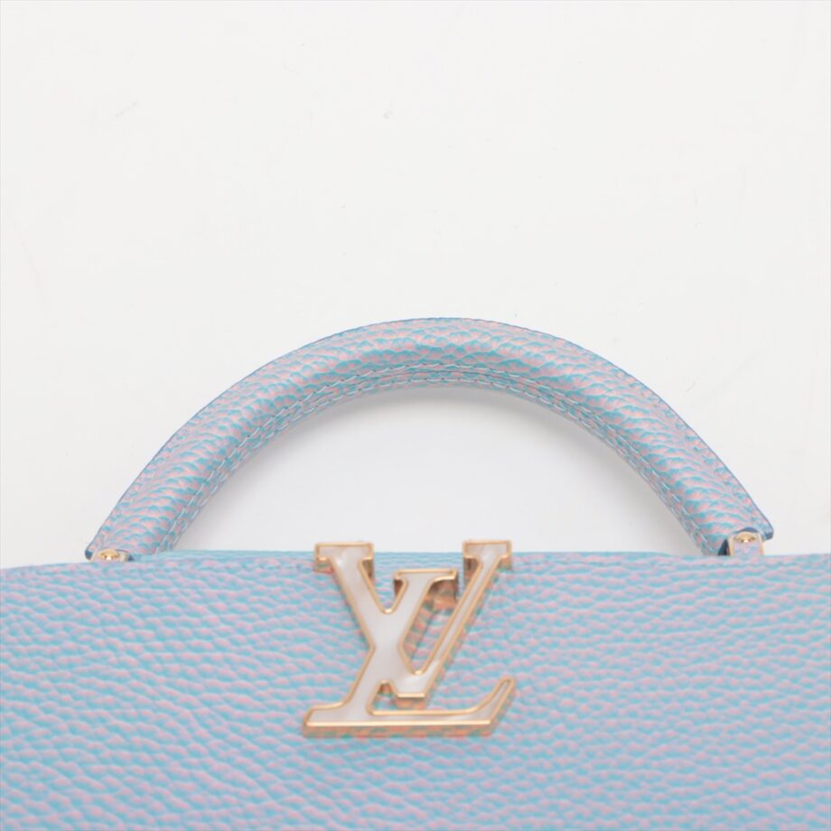 Louis Vuitton M59868 Capucines BB