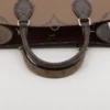 imageye___-_A3382892-4